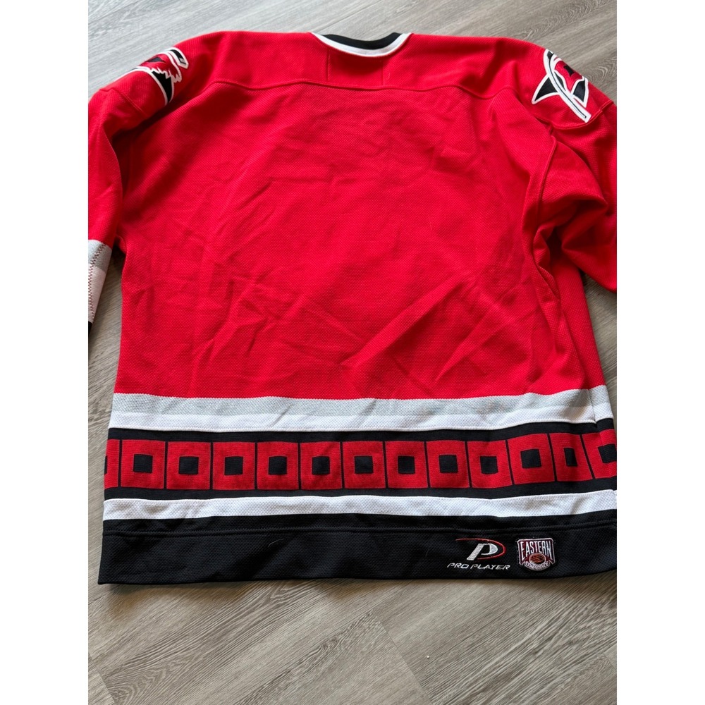 Pro Player NHL Carolina Hurricanes Hockey Jersey XL/XG Made in Canada - Picture 5 of 12